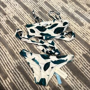 Cupshe Tropical Leaf Bikini Set